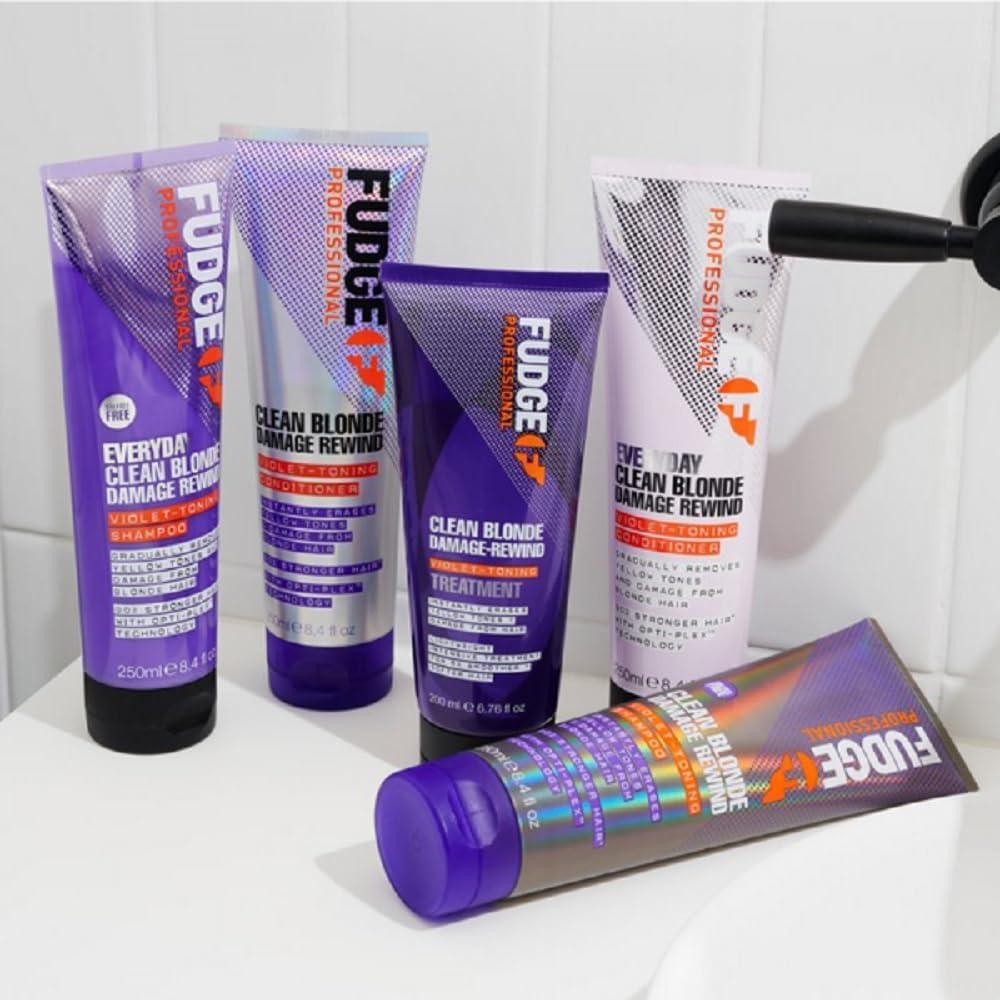 Fudge Professional Purple Conditioner Everyday Clean Blonde Damage Rewind 250ml - Scent Shave And All